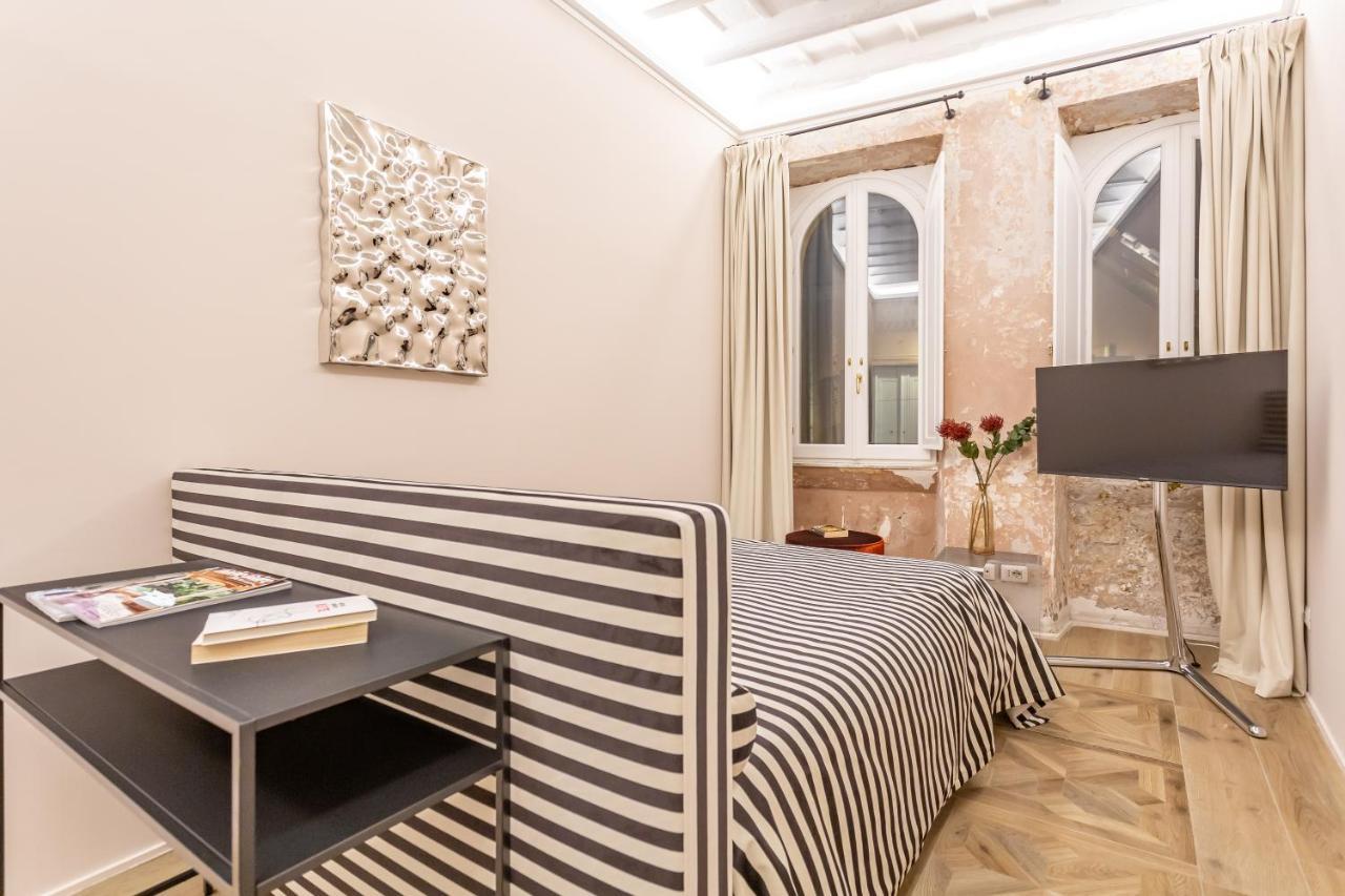 Daplace - Elena Apartment Roma Exterior foto